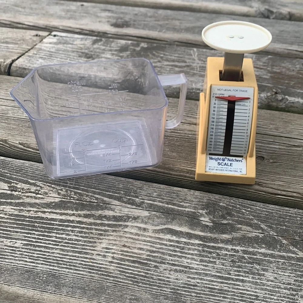 Vintage Weight Watchers Official Food Measurement Scale with Measuring Cup - Picture 2 of 10